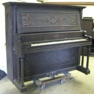 Crown 4 Pedal Mahogany Upright Piano