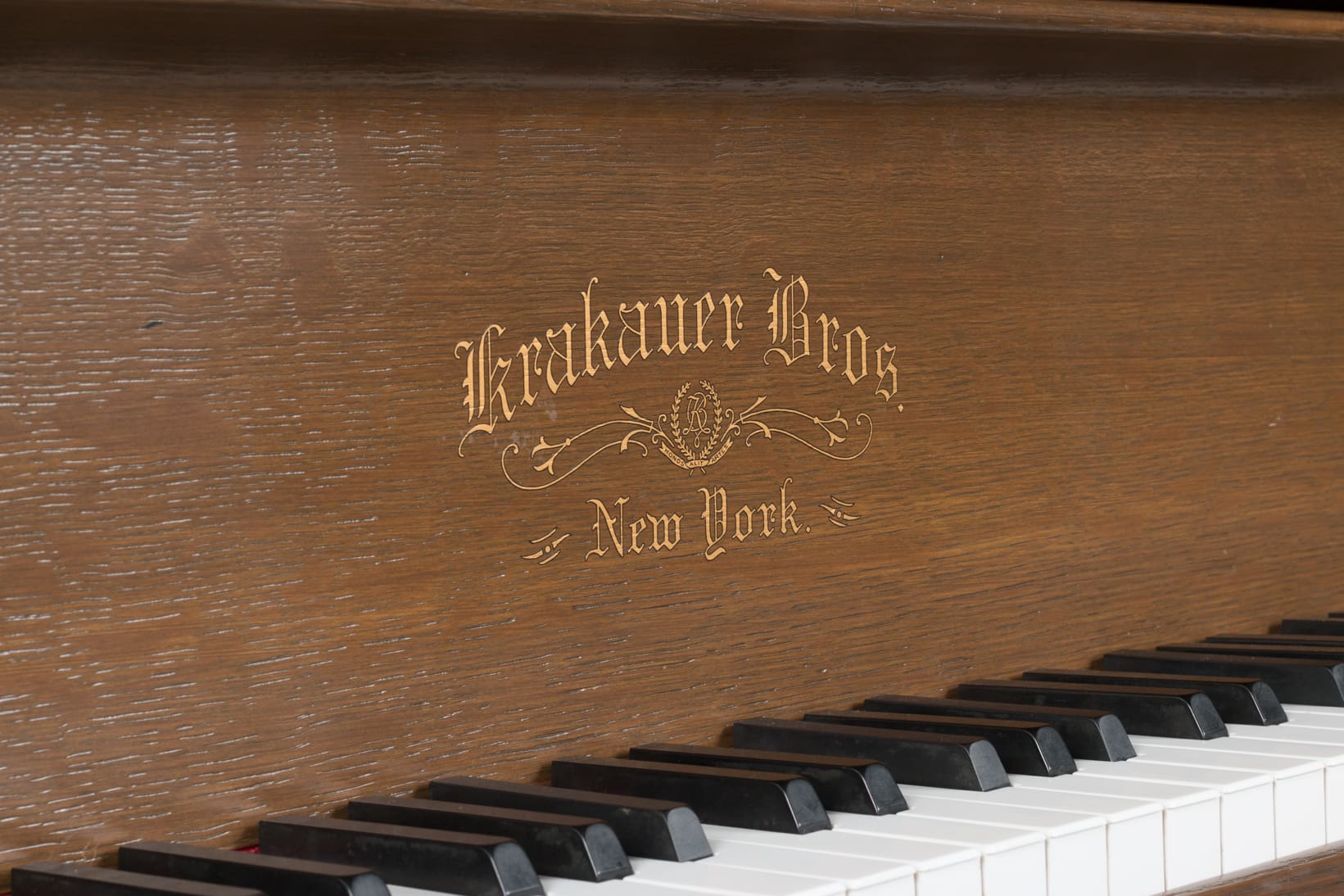 Matt Damon's Krakauer Eastlake Style Victorian Oak Grand Piano
